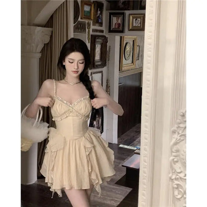 Ruffled Irregular Design Suspender Skirt
